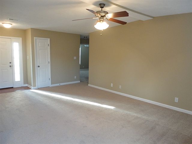 2nd image of 1845 Twin Rivers Rd #00