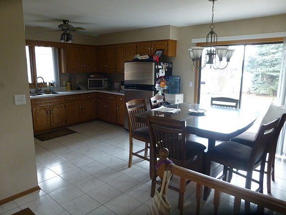 5th image of 3711 Vail Ct