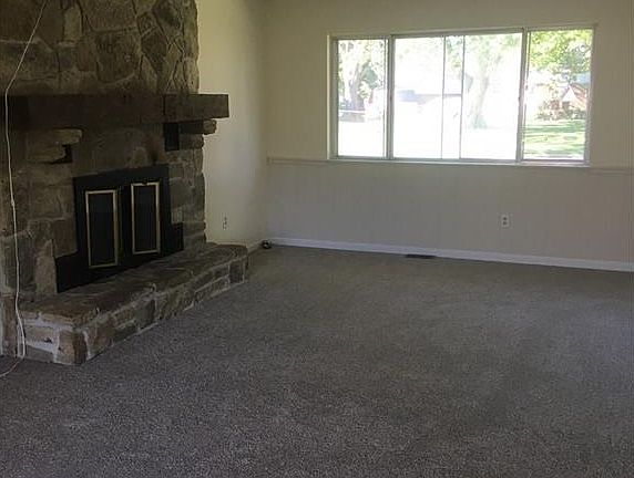 5th image of 504 Walraven Ave