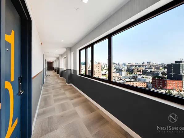 11-39 49th Avenue image 14 of 28