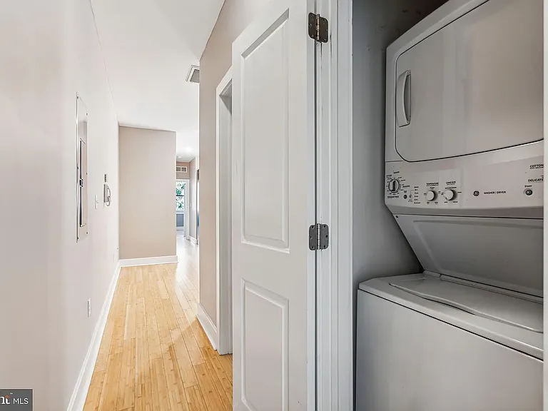3146 N Broad St #B — Photo 14
