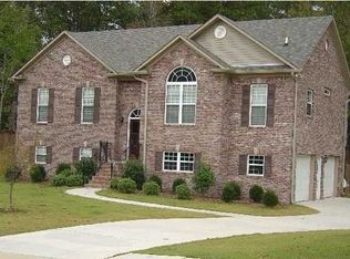 7216 Silverbell Cir, Bessemer, AL 35022