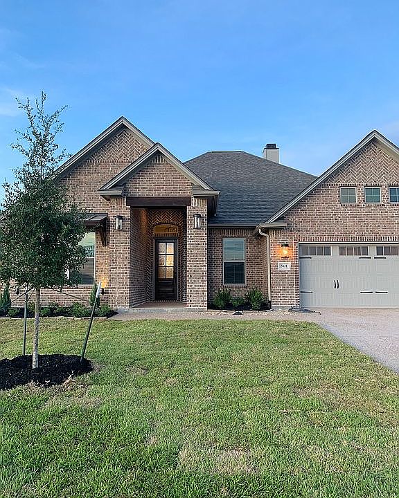 1st image of 5121 Maroon Creek Dr