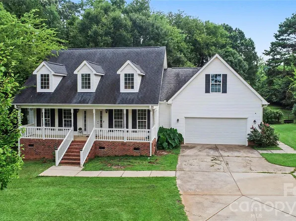9801 Joe Kerr Rd, Waxhaw, NC 28173