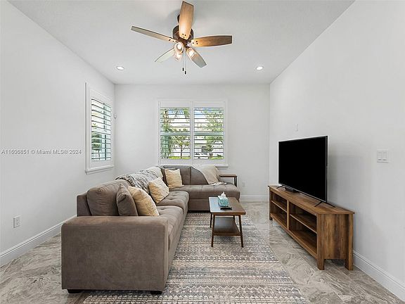 4th image of 579 Parsons Way #579