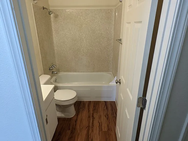 7815 NE 117th Ave — Photo 38