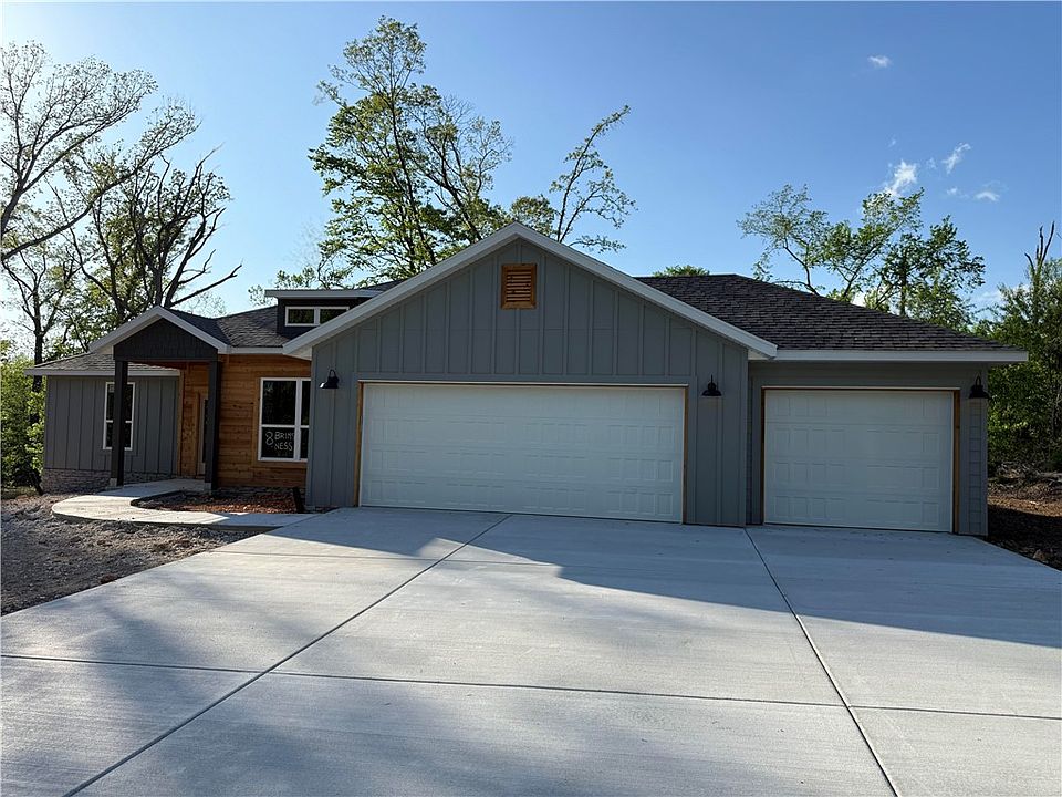 1st image of 8 Brims Ness Ln