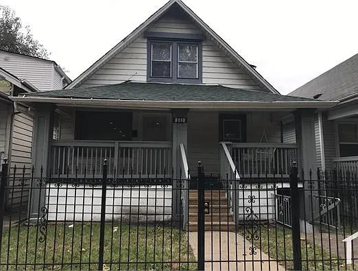 8110 S Burnham Ave — Photo 1
