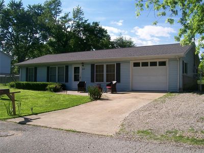 833 Rudolph St, Bourbon, MO, 65441