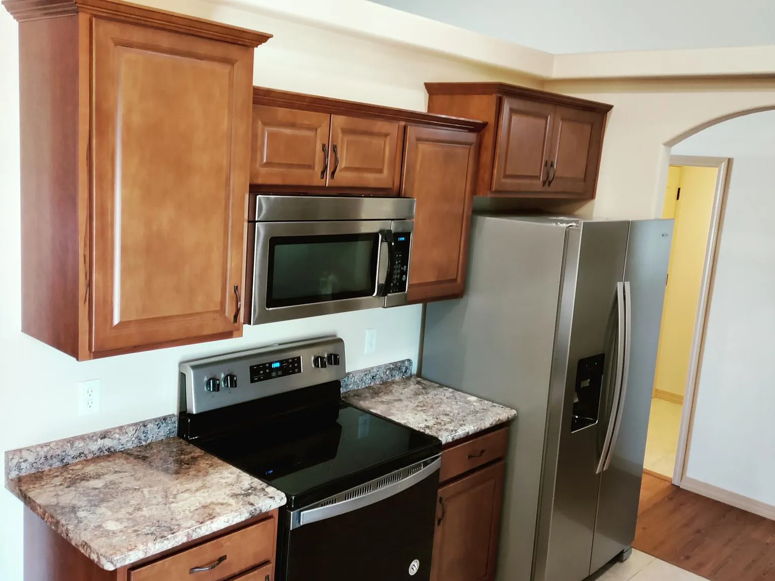 3 bed, 1400 sqft, $2,275 — Photo 2