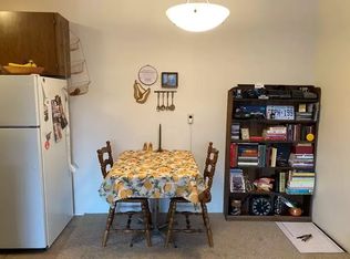 1520 Belcher Ave #404, Victoria, BC V8R4N1