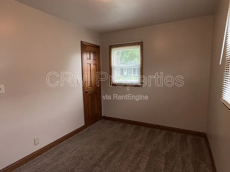 1504 N Philips St — Photo 18