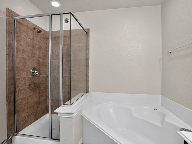 3112 Bedford Rd — Photo 26