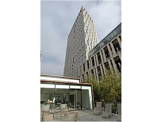 Sold by Douglas Elliman | media 24