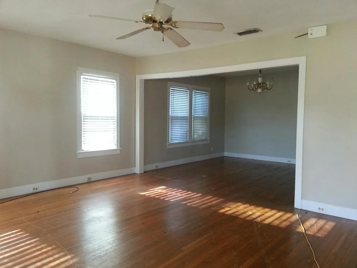 Building Photo - 418 Louisiana Ave #1