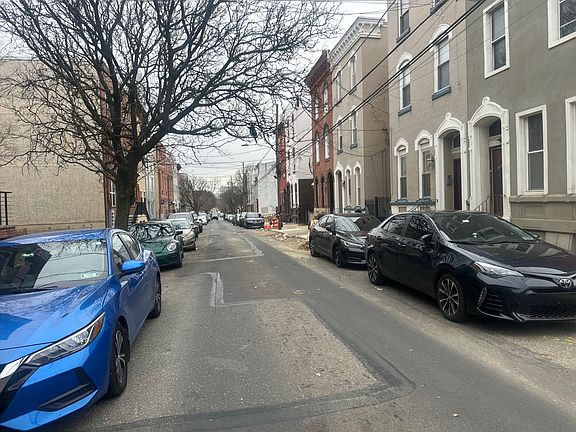4th image of 1936 N 7th St