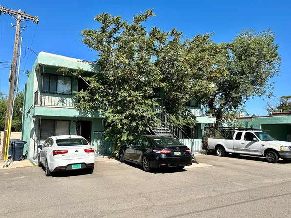 1005 Carlisle Blvd SE, Albuquerque, NM 87106