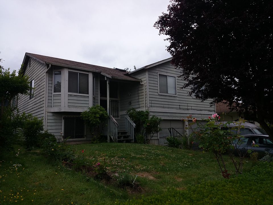 1st image of 9623 51st Ave S