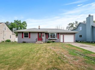 2233 Margaret St, Saint Paul, MN 55119