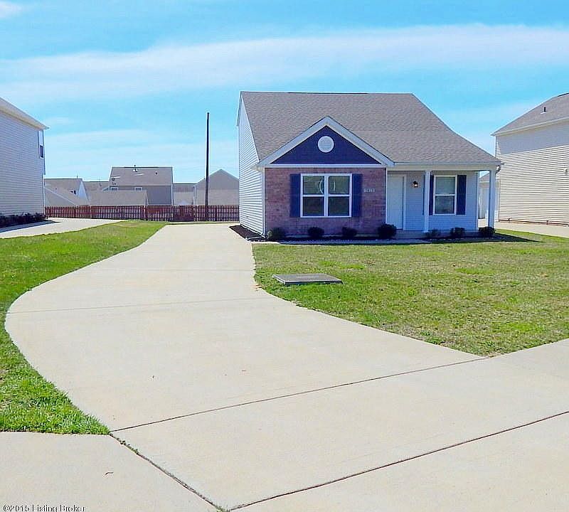 front 5813 bannon crossings dr louisvill