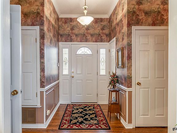 5th image of 5806 Stoneleigh Dr