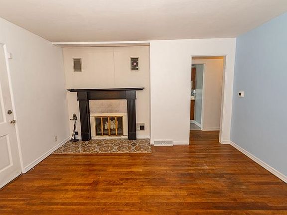 4th image of 1130 Academy Pl