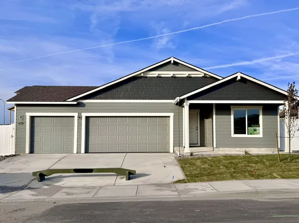 893 NE Laurel Springs Dr, Hermiston, OR 97838