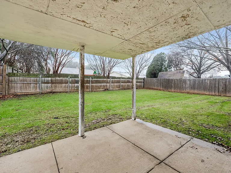 7709 Landmark Ridge St — Photo 15