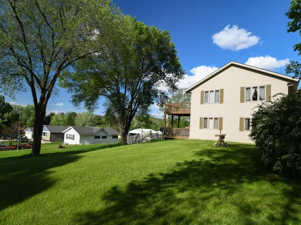 N3152 Oak ROAD, Markesan, WI 53946