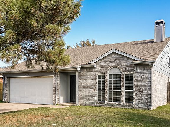 4th image of 1009 Neptune Ct