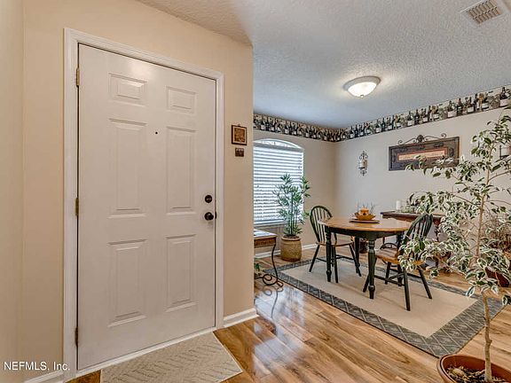 3rd image of 8075 Shadwell Ct