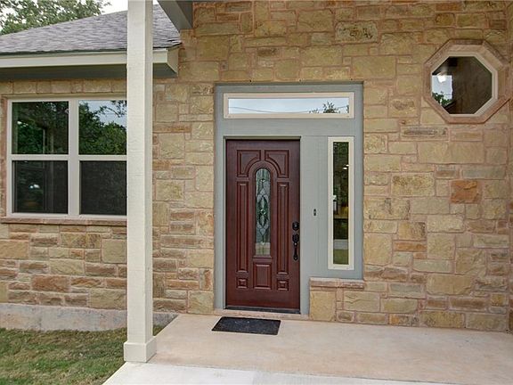 2nd image of 134 N Pohakea Dr