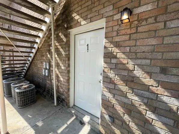 511 Shiloh Dr APT 1, Laredo, TX 78045