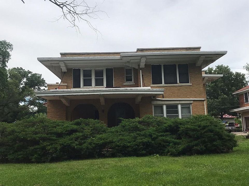 1st image of 502 N Walnut St