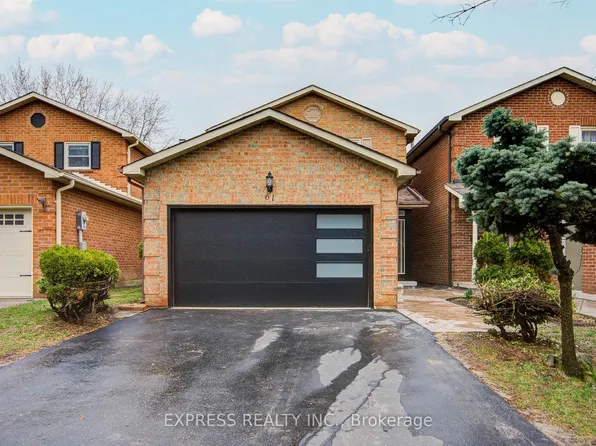 61 Trothen Cir, Markham, ON L3P 4H3
