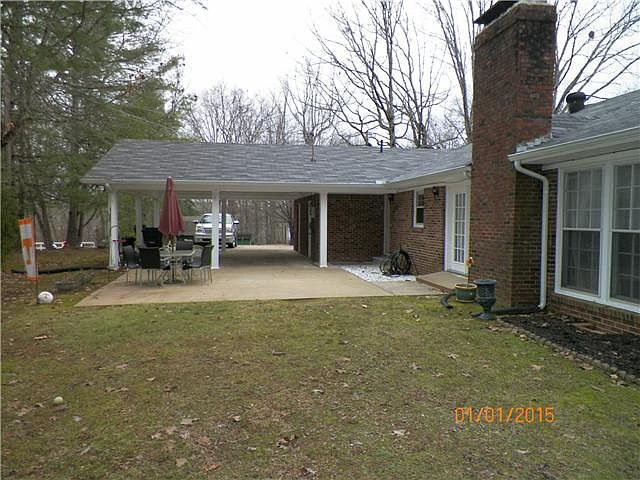 1st image of 105 Leslie Ln