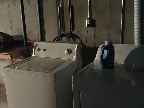 Basement Washer & Dryer