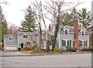 76 Holt Rd, Andover, MA 01810