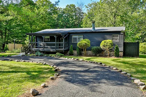 41 Meadowbrook Dr Photo 1