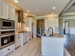 2900 SW Hazelnut Ave, Bentonville, AR 72712