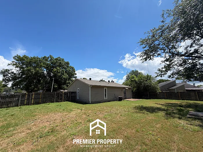 7038 Cherry Blossom Dr — Photo 19
