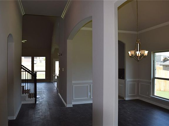 4th image of 1625 Sagewood Dr