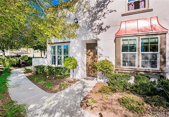 5th image of 28511 Pietro Dr