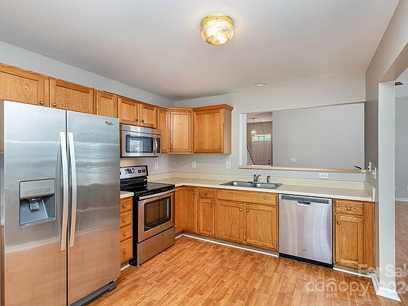 5th image of 6304 Stoney Valley Ct