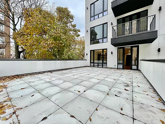 Rented by ERNY LLC | media 11