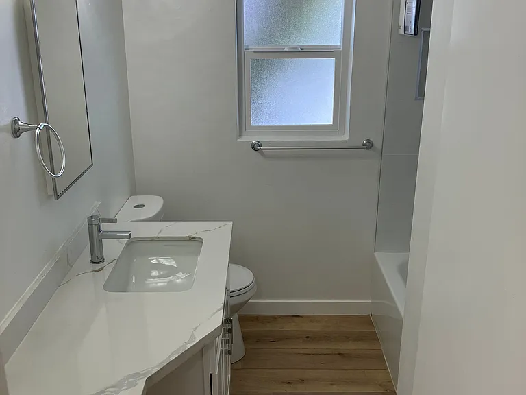 MLK Blvd Apartments — Photo 17