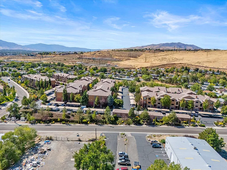 The View Apartments — Photo 124