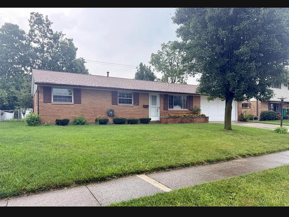 1077 Bosco Ave