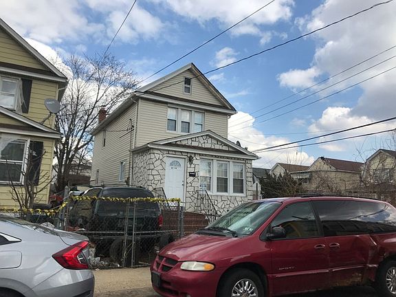 2nd image of 9467 224th St