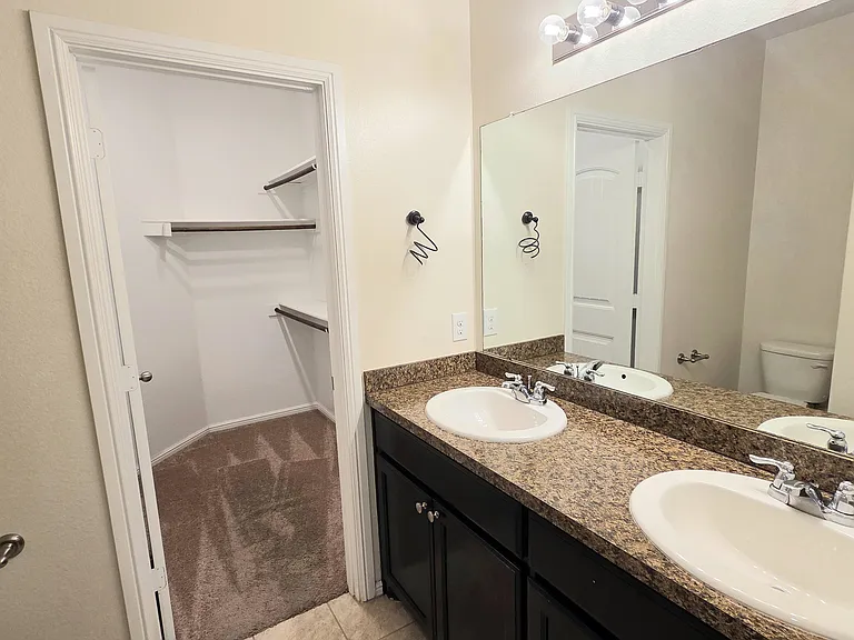 8433 Comanche Springs Dr — Photo 12